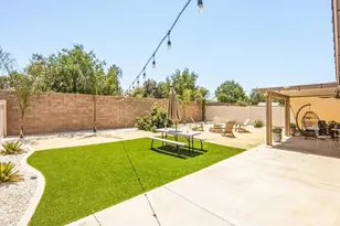 433 Willow, Perris, CA 92570 - Photo 44
