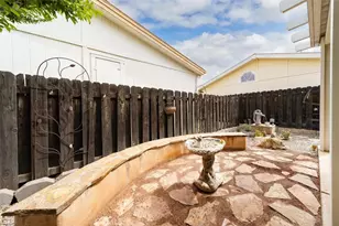 27250 Murrieta, Menifee, CA 92586 - Photo 28