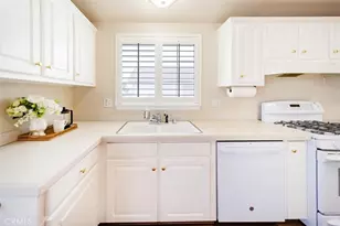 27250 Murrieta, Menifee, CA 92586 - Photo 10