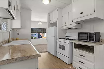 332 N Lyon Avenue #68, Hemet, CA 92543 - Photo 8