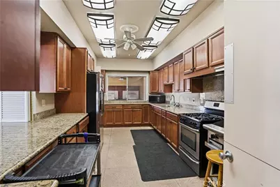 332 N Lyon Avenue #68, Hemet, CA 92543 - Photo 38