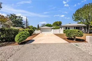 35158 Cedarwood, Yucaipa, CA 92399 - Photo 12