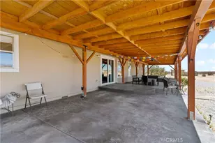 61375 Leslie Ln, Landers, CA 92285 - Photo 12