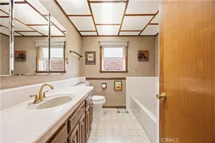 10061 Van Ruiten St, Bellflower, CA 90706 - Photo 18