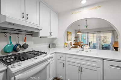 4682 Maxwell Court, Riverside, CA 92501 - Photo 6