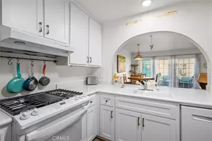 4682 Maxwell Ct, Riverside, CA 92501 - Photo 6