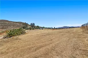31750 Keller Rd, Winchester, CA 92596 - Photo 4