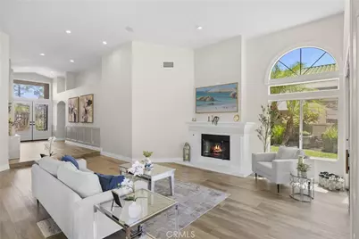 38027 Cherrywood Drive, Murrieta, CA 92562 - Photo 8