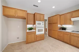 24177 Calle Artino, Murrieta, CA 92562 - Photo 12
