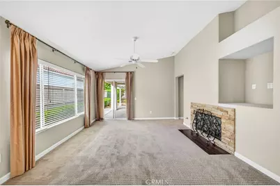 40632 Corte Albara, Murrieta, CA 92562 - Photo 10