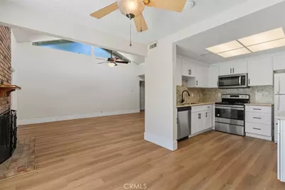 28518 Via Las Flores, Murrieta, CA 92563 - Photo 10