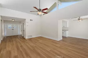 28518 Via Las Flores, Murrieta, CA 92563 - Photo 6