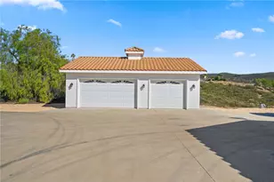 38475 Calaveras Rd, Temecula, CA 92592 - Photo 6