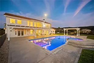 38475 Calaveras Rd, Temecula, CA 92592 - Photo 10