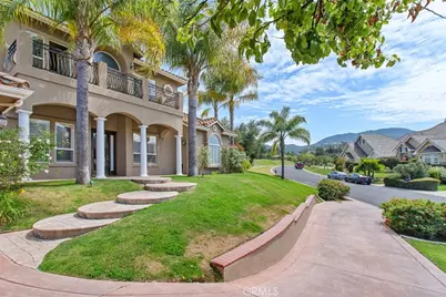 38410 Shoal Creek, Murrieta, CA 92562 - Photo 4