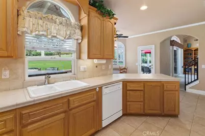 38410 Shoal Creek, Murrieta, CA 92562 - Photo 16