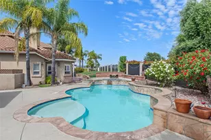 38410 Shoal Creek, Murrieta, CA 92562 - Photo 32