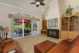38410 Shoal Creek, Murrieta, CA 92562 - Photo 8