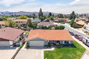 42299 Buenos Aires, Hemet, CA 92544 - Photo 32