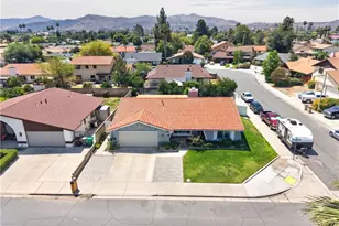 42299 Buenos Aires, Hemet, CA 92544 - Photo 30