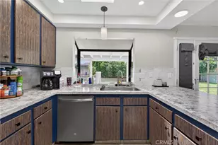 42299 Buenos Aires, Hemet, CA 92544 - Photo 12