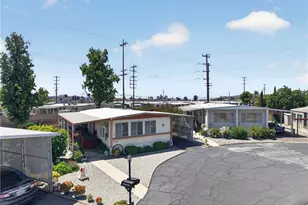 332 N Lyon, Hemet, CA 92543 - Photo 2