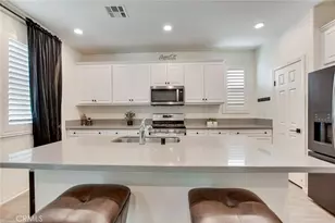 41949 Zafra, Murrieta, CA 92562 - Photo 10