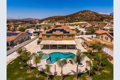 32797 Hayden, Menifee, CA 92584 - Photo 2