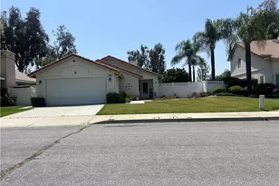 29225 Parkcrest, Highland, CA 92346 - Photo 2