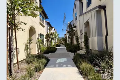 16064 Jamie #8, Fontana, CA 92336 - Photo 18