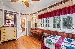 197 Rocky Point Rd, Lake Arrowhead, CA 92352 - Photo 18