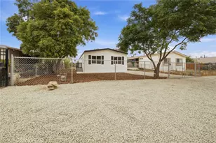 27615 Harrison, Menifee, CA 92585 - Photo 2