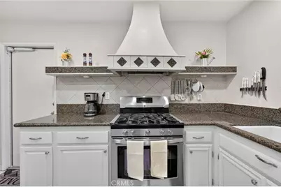 2498 Majestic Prince Court, Perris, CA 92571 - Photo 20