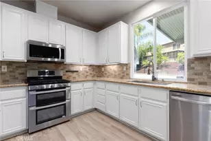 31826 Cypress View Ct, Menifee, CA 92584 - Photo 18