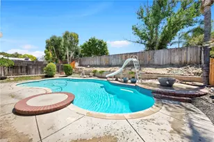 43395 Peartree, Hemet, CA 92544 - Photo 32