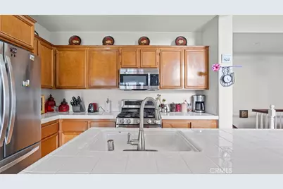 27943 Cactus, Moreno Valley, CA 92555 - Photo 10