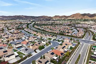 29205 Date Palm, Lake Elsinore, CA 92530 - Photo 32