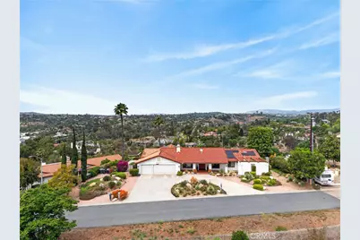 2466 Haas, Escondido, CA 92025 - Photo 18