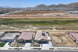 30897 Alister Ln, Winchester, CA 92596 - Photo 46