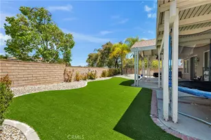 23476 Bending Oak Ct, Murrieta, CA 92562 - Photo 26