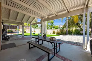 23476 Bending Oak Ct, Murrieta, CA 92562 - Photo 4