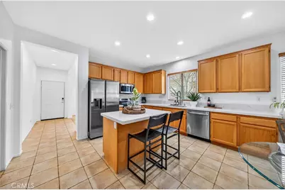 28502 Oasis View Cir, Menifee, CA 92584 - Photo 10