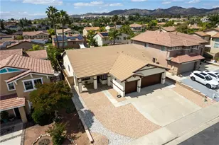 40889 Robards Way, Murrieta, CA 92562 - Photo 32