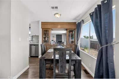 38077 Via Del Largo, Murrieta, CA 92563 - Photo 6