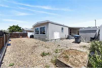 38077 Via Del Largo, Murrieta, CA 92563 - Photo 32
