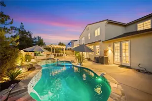 30600 Kentfield Dr, Murrieta, CA 92563 - Photo 12