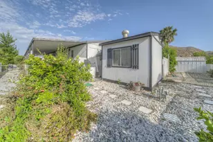 26151 Kentia Palm Dr, Homeland, CA 92548 - Photo 6