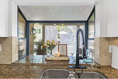 36297 Provence Drive, Murrieta, CA 92562 - Photo 8