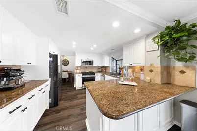 36297 Provence Drive, Murrieta, CA 92562 - Photo 32