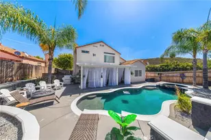 36297 Provence Dr, Murrieta, CA 92562 - Photo 38